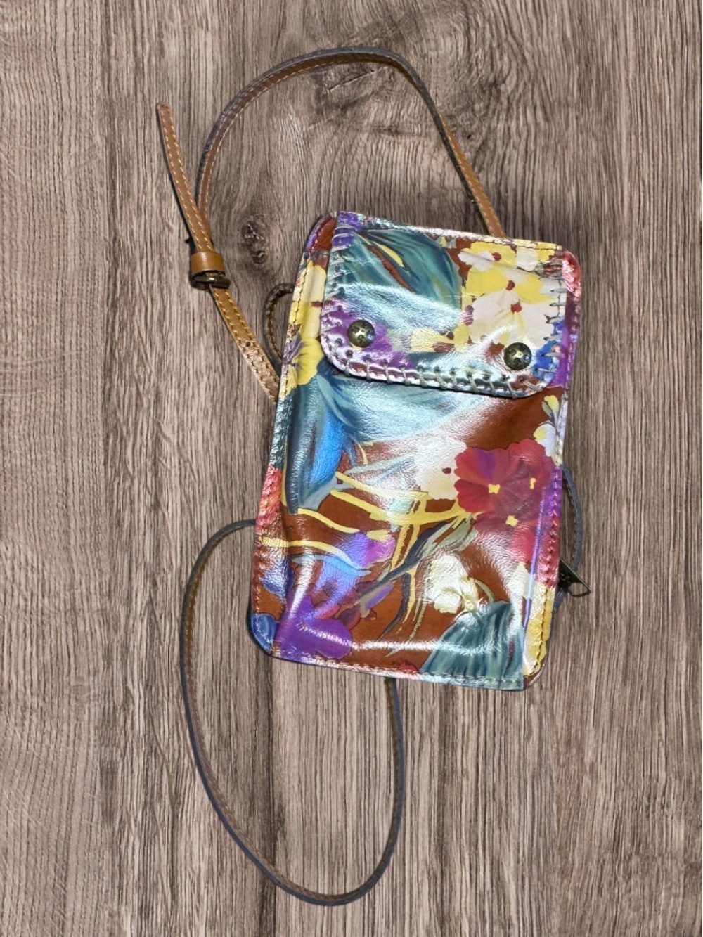 EUC Patricia Nash Marinella Leather Crossbody Bag Wristlet  Floral